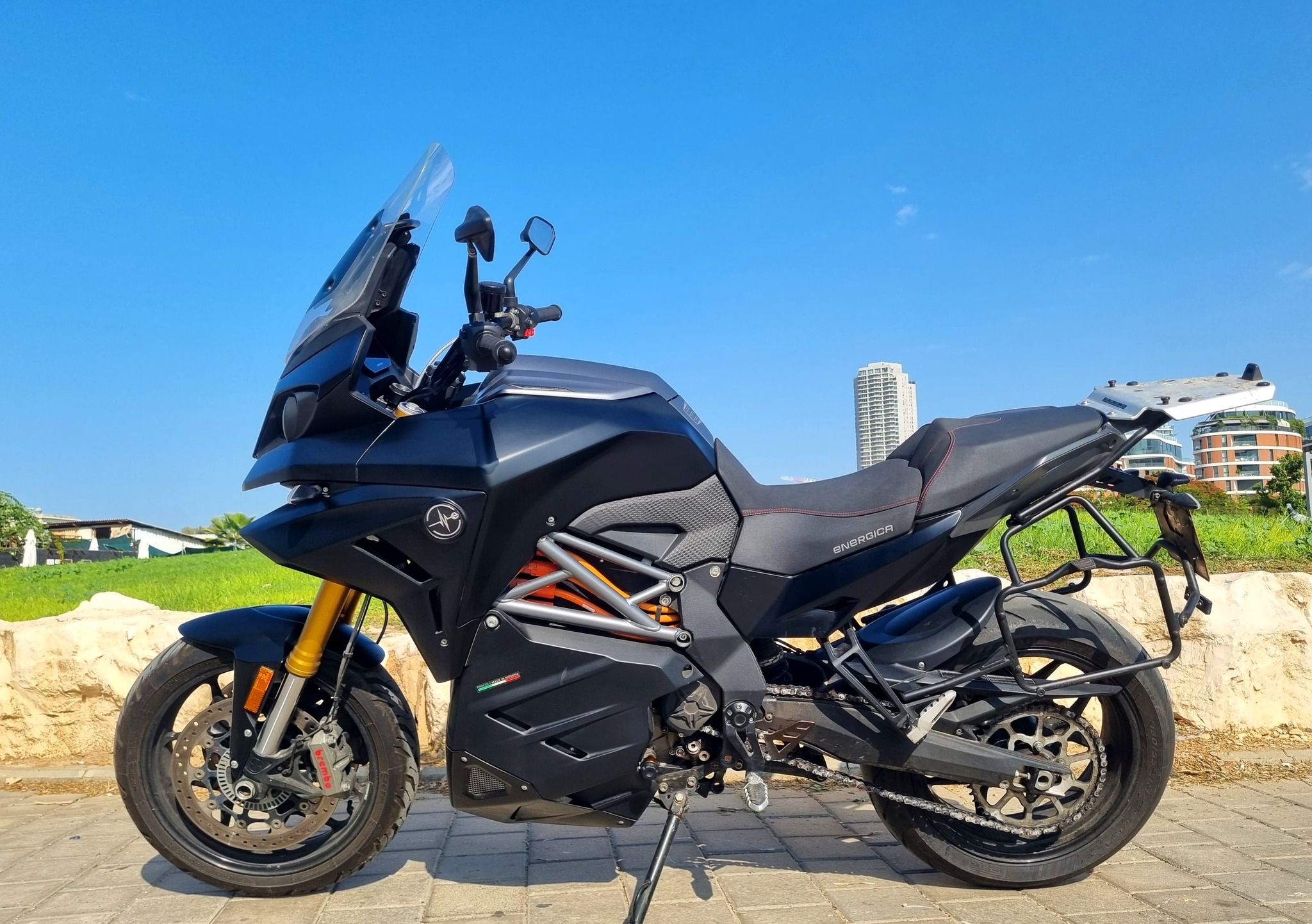 583238900_1241433631343721_3417858684234983944_n