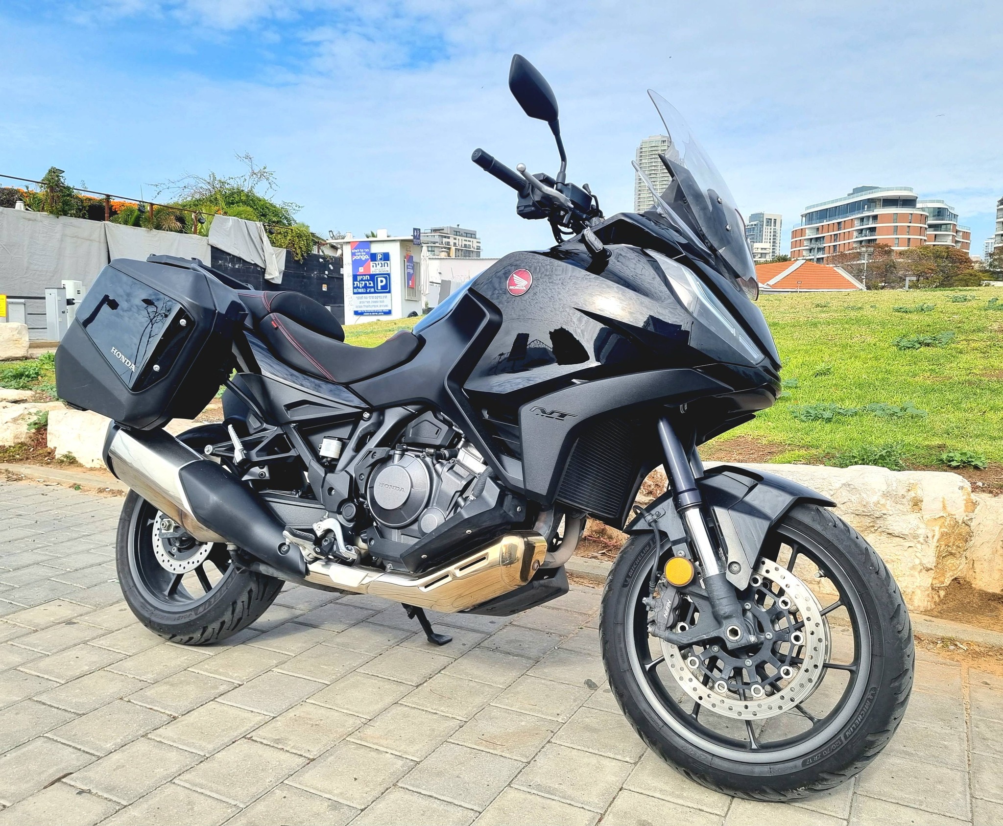 HONDA NT 1100