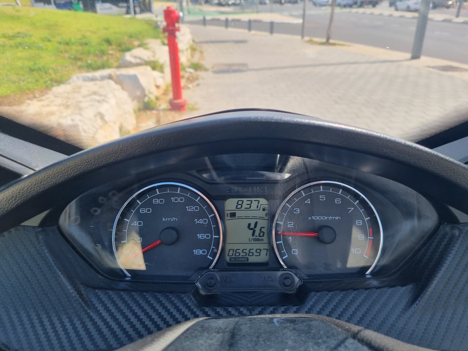 b3329712-3c7a-4d91-afe2-31bf01e62882