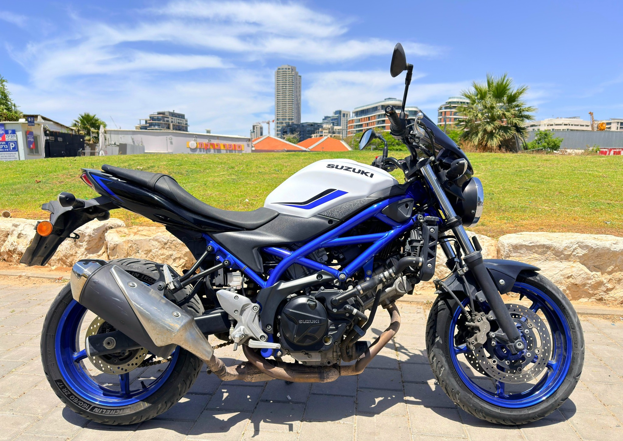 SUZUKI SV 650 A