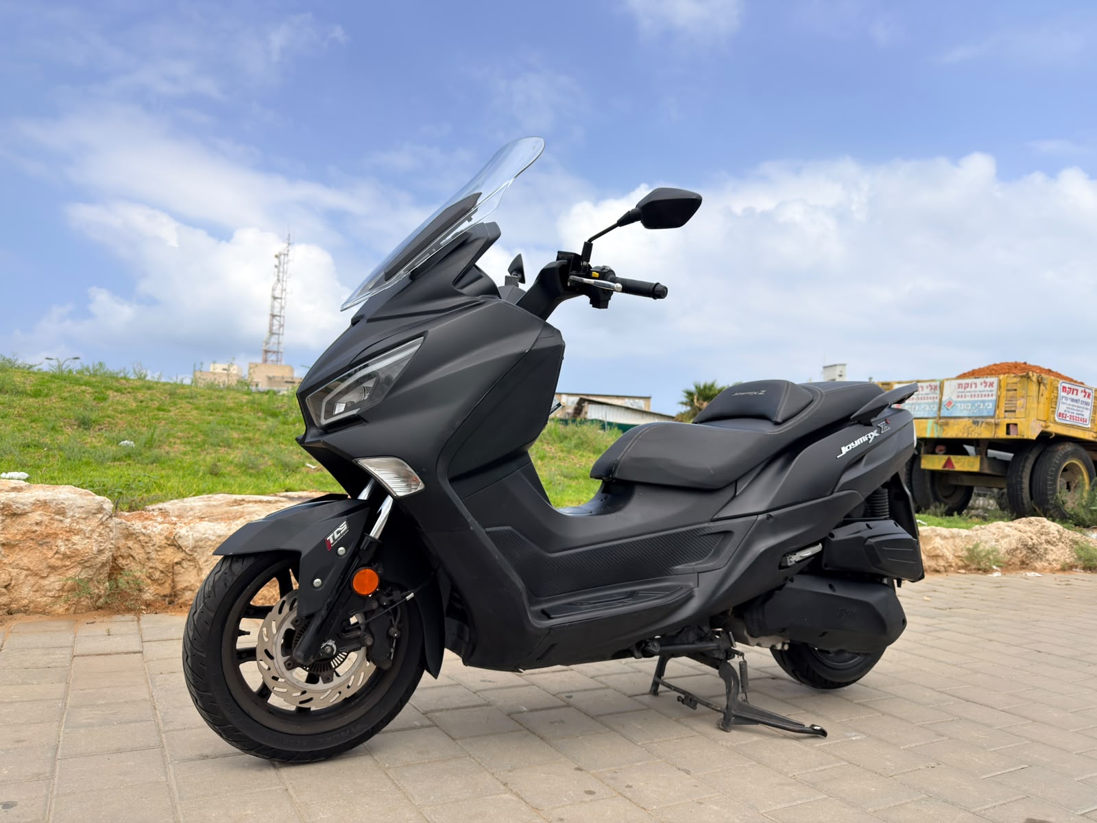 992cc64b-fdf5-4ab7-a33a-006c3b857065