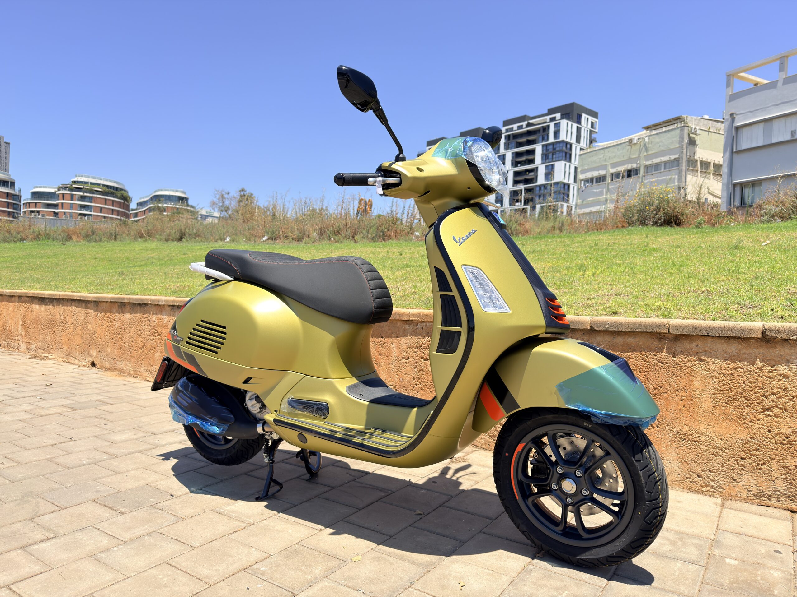 VESPA Supersport 310