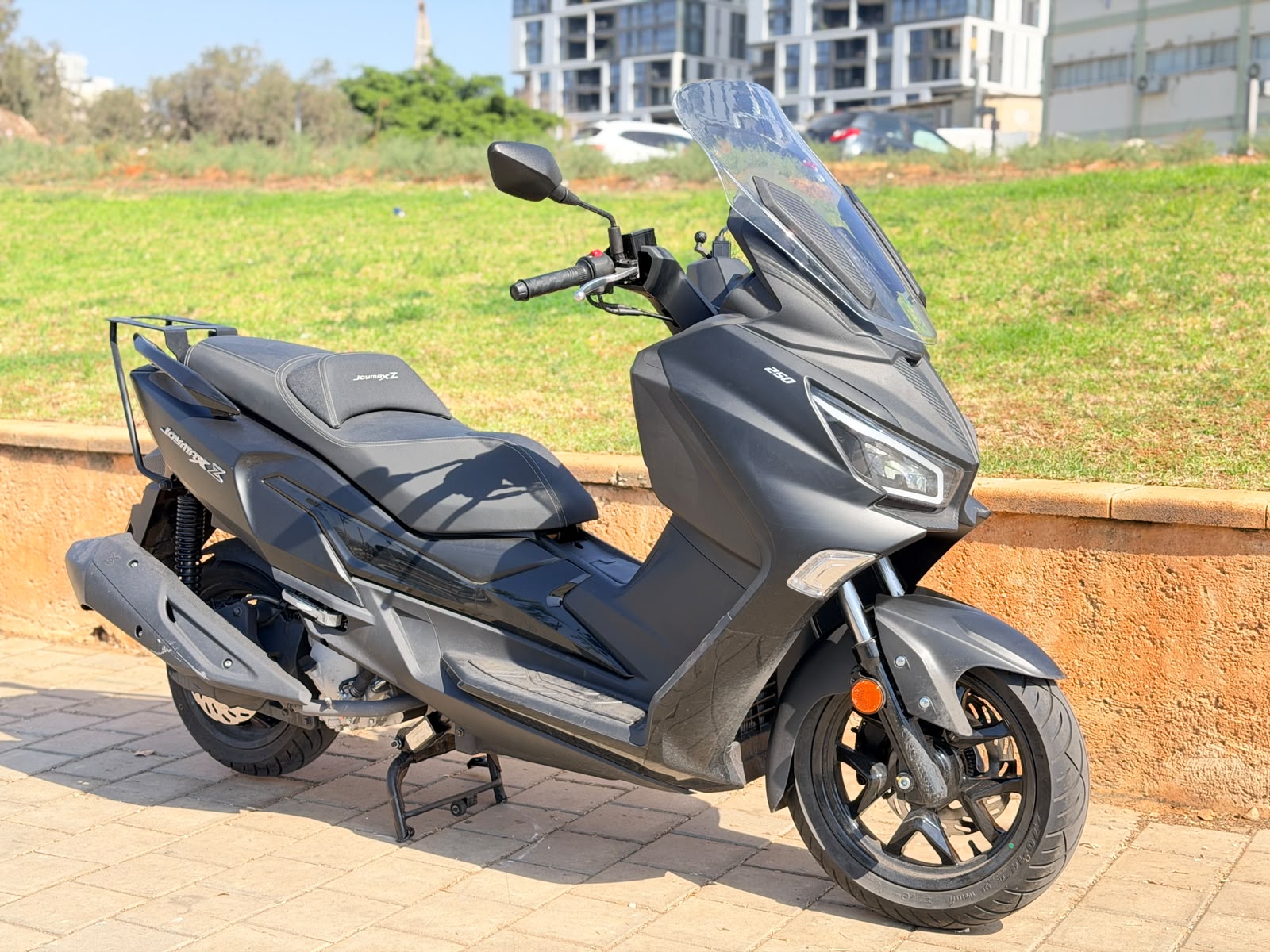 SYM  JOYMAX Z 250